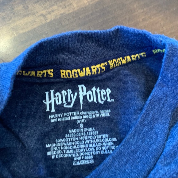 2 Harry Potter graphic t-shirts. - Picture 6 of 6